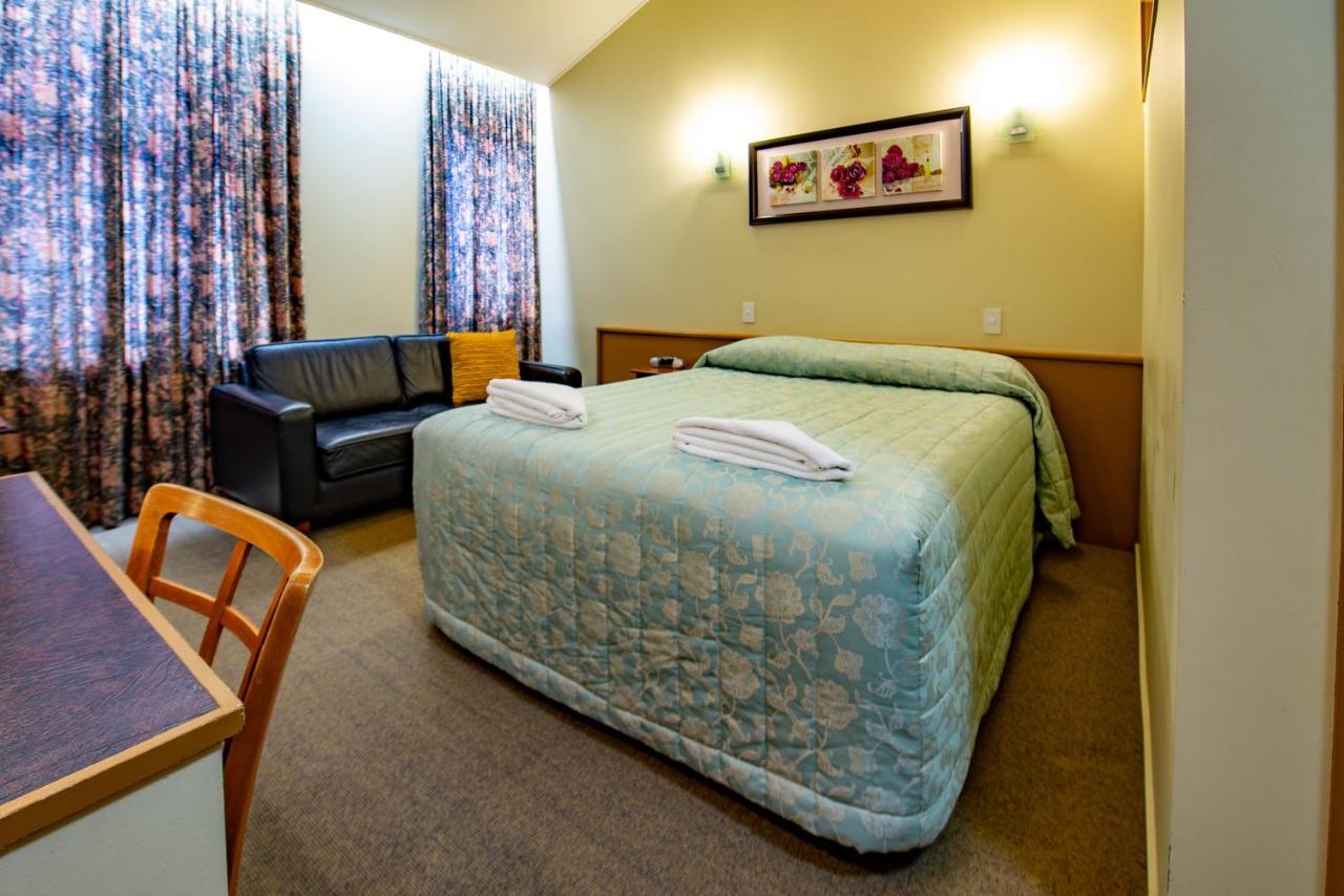 Victoria Railway Hotel Invercargill Ngoại thất bức ảnh
