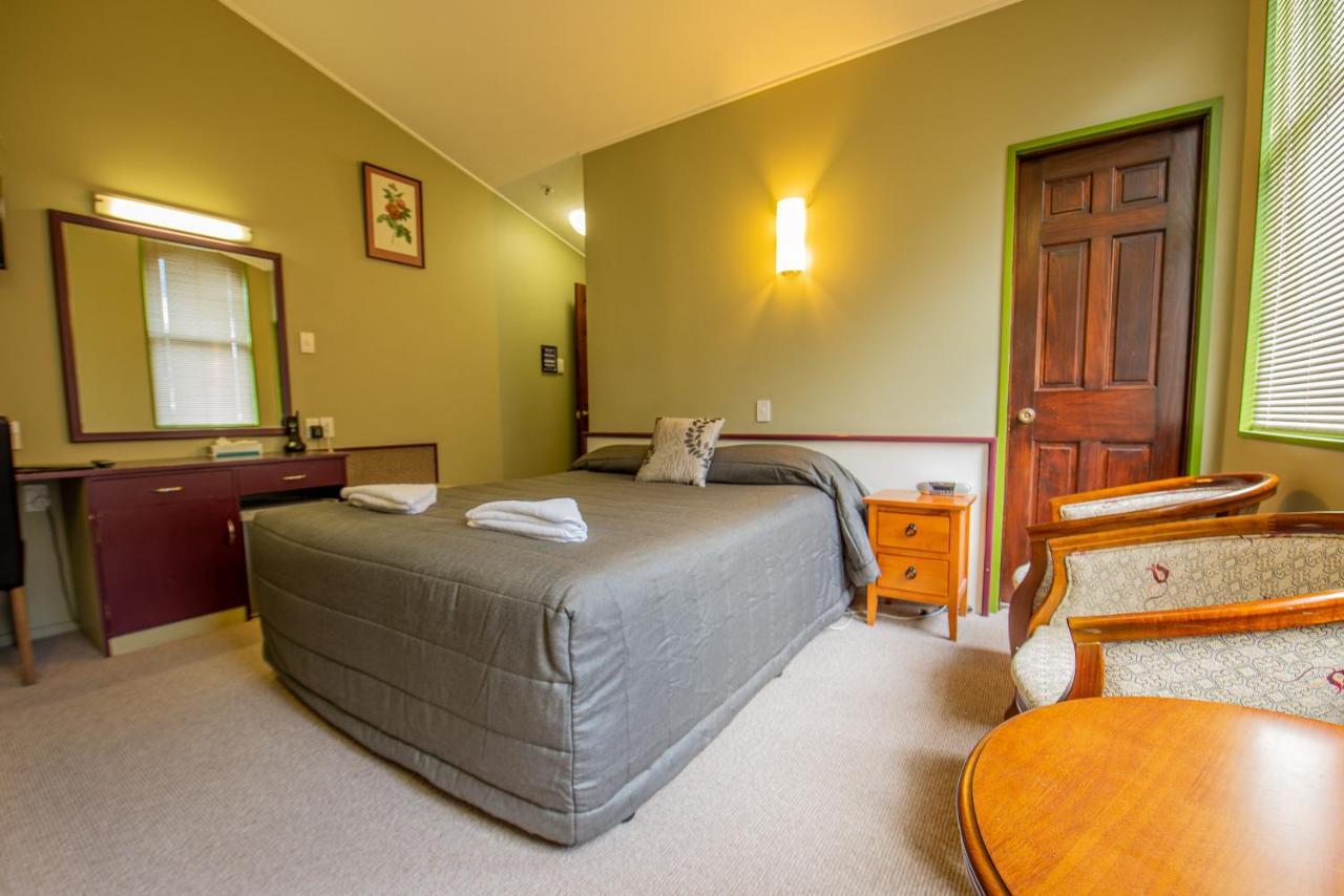 Victoria Railway Hotel Invercargill Ngoại thất bức ảnh