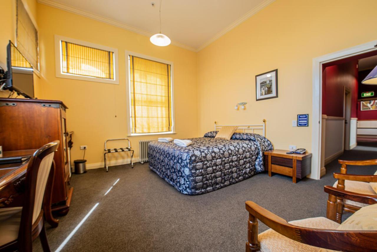 Victoria Railway Hotel Invercargill Ngoại thất bức ảnh